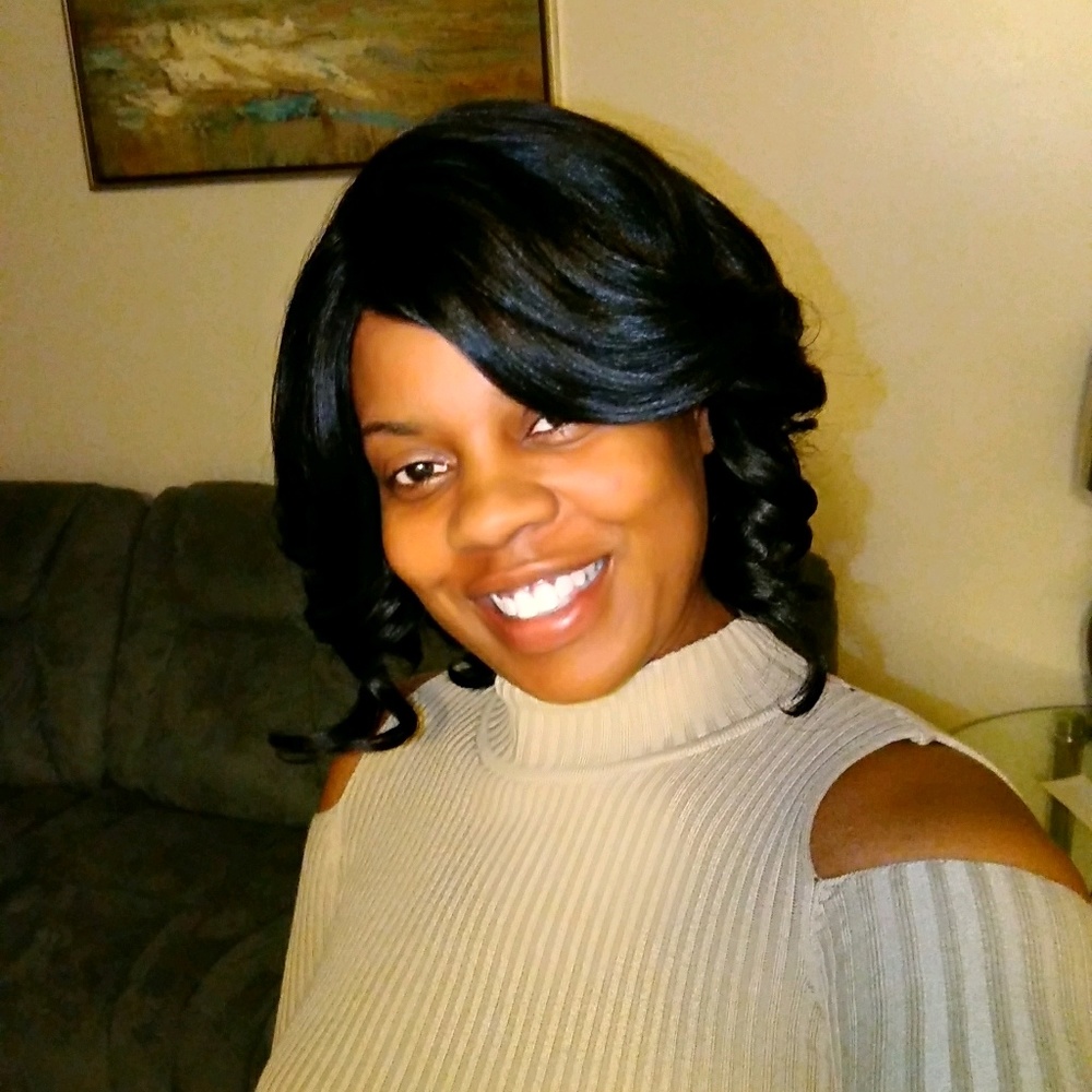 Meet your Posher, Renee